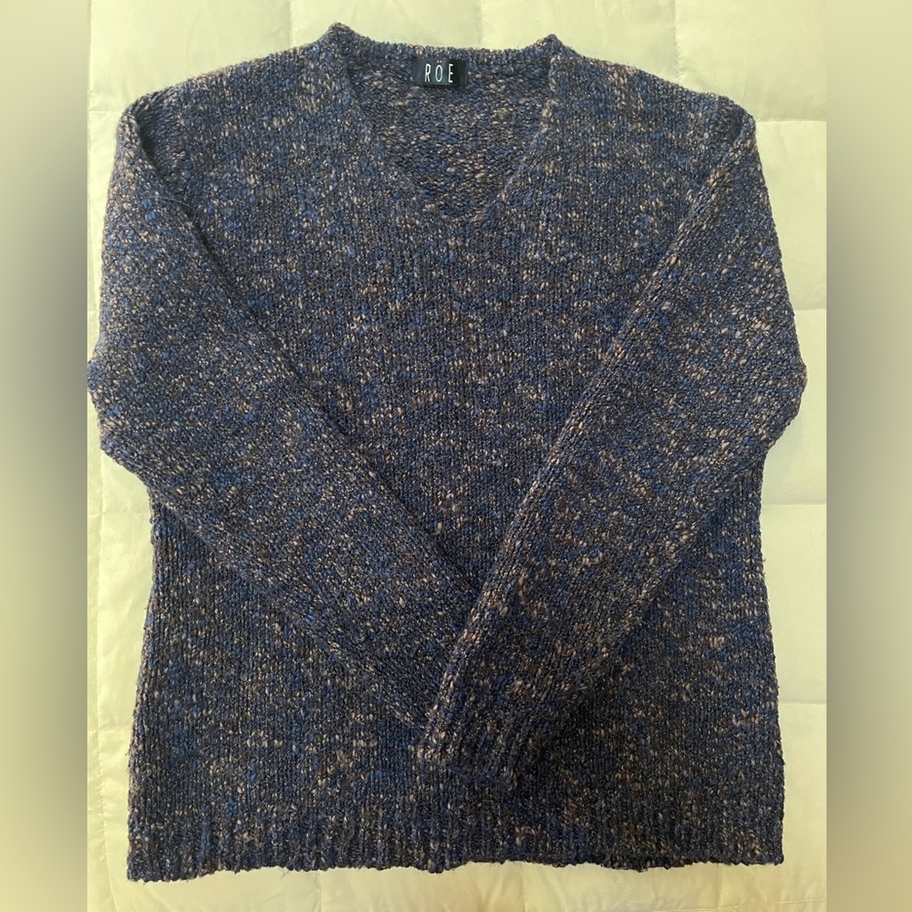 🧶 ROE Chunky Knit Marled V-Neck Sweater in Heathered Blue Grunge